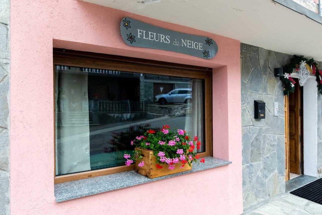 Ferienwohnung Fleurs De Neige Pila  Exterior foto